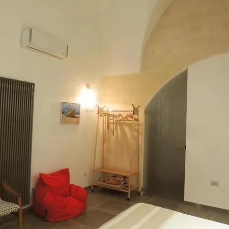 Bed and Breakfast Le Luminarie Λέτσε