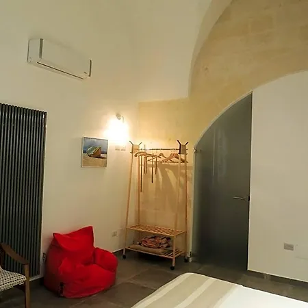 Alojamento de Acomodação e Pequeno-almoço Le Luminarie Lecce