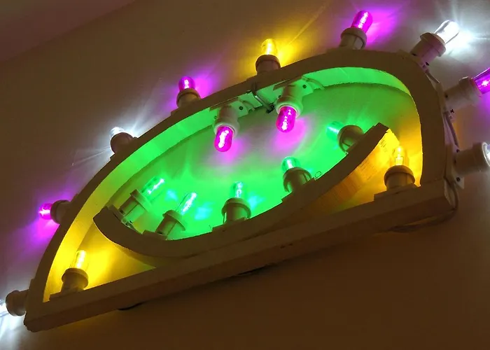 לינה וארוחת בוקר Le Luminarie